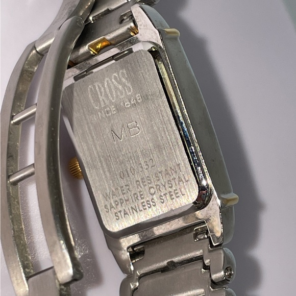 Vintage CROSS Swiss Timepiece Watch Stainless Steel Yellow Gold Water Resistant - Picture 8 of 15